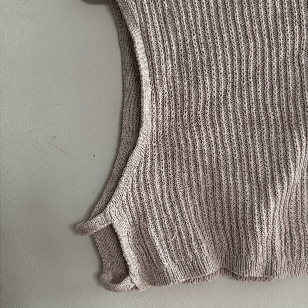 Cream Cropped Sweater Vest - Picture 8 of 13